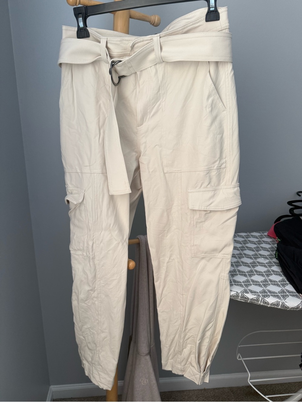 Banana Republic Off-White High-Rise Belted Pants